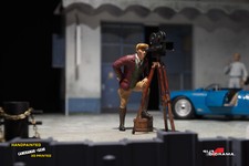 Flipdiorama figure cameraman usato  Spedire a Italy