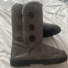 Ella woman snow for sale  KILWINNING