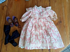 Ancienne robe chaussures d'occasion  Le Havre-