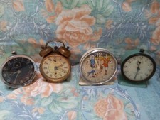 Lot anciens reveils d'occasion  Aigre