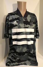 Camiseta camuflada Adidas masculina média preta branca e cinza, usado comprar usado  Enviando para Brazil