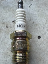 Spark plugs for sale  MORDEN