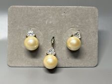 Cabouchon faux pearl for sale  RICHMOND