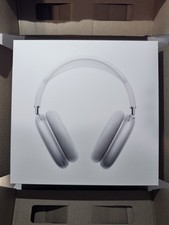 Airpods max 1st d'occasion  Expédié en Belgium
