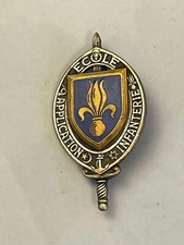 Ancien insigne militaire d'occasion  Prades