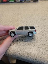 Chevrolet Trailblazer 2002 escala 1/64 fundido Maisto. Solto comprar usado  Enviando para Brazil