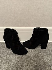 Pom pom shoe for sale  DARLINGTON