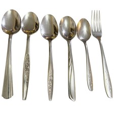 Lote Diverso de Aço Inoxidável 5 Colheres 1 Garfo 1 Mundo 3 Silco 1 Hallmark Japão 1 Superior comprar usado  Enviando para Brazil