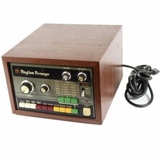 Roland rhythm arranger usato  Spedire a Italy