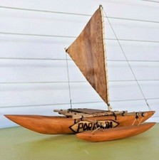 VINTAGE BARCO CANOA DE MADEIRA ESCULPIDO À MÃO POLINÉSIO NI VANUATU PORTO VILLA comprar usado  Enviando para Brazil
