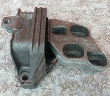 Staffa supporto motore usato  Sinopoli