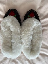 Sheepskin slippers used for sale  LEICESTER
