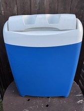 Adventuridge cool box for sale Adventuridge cool box for sale  WORKSOP