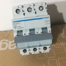 Disjoncteur 10ka courbe d'occasion Disjoncteur 10ka courbe d'occasion  Coulommiers