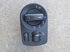 Interruptor de luz 8P1941531AH Audi A3 S3 8P 2007 comprar usado Interruptor de luz 8P1941531AH Audi A3 S3 8P 2007 comprar usado  Enviando para Brazil