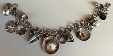 Bracelet charms vintage d'occasion  Puy-l'Évêque