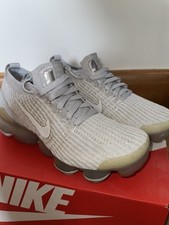Women 5.5 nike for sale  ASHFORD