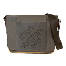 Louis vuitton terre d'occasion  Expédié en Belgium