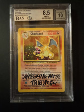 Carta pokemon charizard usato  Mira