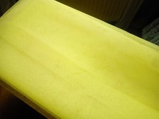 Coupon tulle jaune d'occasion Coupon tulle jaune d'occasion  Dijon