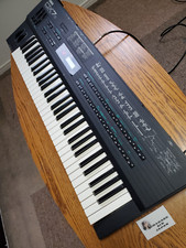 Clavier synthétiseur numériq d'occasion  Expédié en France