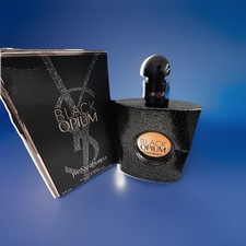 Black opium eau usato  Italia