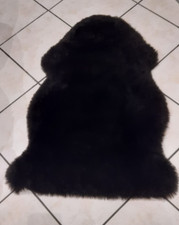 Tapis noir peau d'occasion  Fontenay-sous-Bois