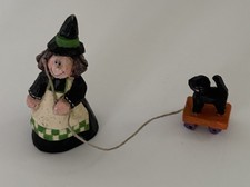 Miniatura Eddie Walker Halloween bruxa puxando gato preto comprar usado  Enviando para Brazil