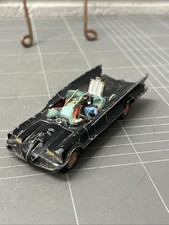 CARRO DE BRINQUEDO VINTAGE CORGI BATMOBILE BATMAN ROBIN 1960s COMIC TV MANCAVE comprar usado  Enviando para Brazil