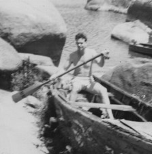 Baús de natação 1950s homem bonito remo canoa remo costa rochosa comprar usado  Enviando para Brazil
