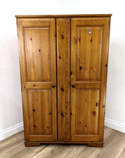 Wardrobe classic pine for sale Wardrobe classic pine for sale  BRISTOL