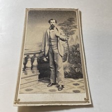 Usado, CHAPÉU ANTIGO C. W. ENQUADRAMENTO CAVALHEIRO CABELO MAIS LONGO, BIGODE CAVANHAQUE LEVE comprar usado  Enviando para Brazil