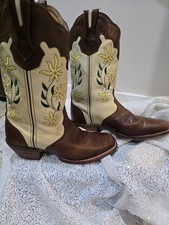 Botas femininas Rocky bordadas flor amarela ocidental dois tons tamanho 7 comprar usado Botas femininas Rocky bordadas flor amarela ocidental dois tons tamanho 7 comprar usado  Enviando para Brazil