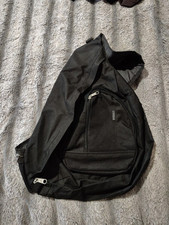Everest sling bag d'occasion  Expédié en Belgium
