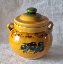 Ancien pot herbes d'occasion Ancien pot herbes d'occasion  Brienon-sur-Armançon