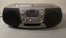 Rádio cassete Sony CFD-V17 CD-Corder BoomBox JamBox Mega Bass Port- Testado comprar usado Rádio cassete Sony CFD-V17 CD-Corder BoomBox JamBox Mega Bass Port- Testado comprar usado  Enviando para Brazil