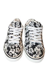 Tênis Disney Mickey Mouse preto e branco lona tamanho 8 feminino parte superior baixa com cadarço comprar usado  Enviando para Brazil