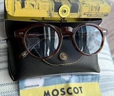 New gift set for sale  Montclair