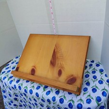 Handmade Wooden Book Stand Recipe Stand Small Podium  14in  x 11in x 6in rise comprar usado Handmade Wooden Book Stand Recipe Stand Small Podium  14in  x 11in x 6in rise comprar usado  Enviando para Brazil