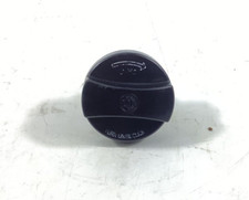 Tampa do tanque de gasolina BMW 550i 2012-2016 fabricante de equipamento original. comprar usado  Enviando para Brazil