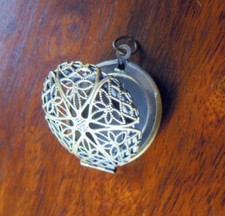 Pendentif bronze boitier d'occasion  La Motte