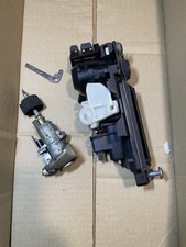 Poignée serrure coffre d'occasion Poignée serrure coffre d'occasion  Soissons