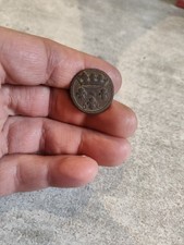 Bouton ancien militaire d'occasion  Sedan