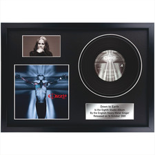 Ozzy Osbourne - Down to Earth / LP / Memorabilia / Lembrança em moldura preta /Rock comprar usado Ozzy Osbourne - Down to Earth / LP / Memorabilia / Lembrança em moldura preta /Rock comprar usado  Enviando para Brazil