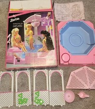 Usado, Vintage 1983 Barbie Mettel Borbulhante Bonito Spa Jacuzzi Banheira de Hidromassagem Conjunto de Piscina Caixa comprar usado  Enviando para Brazil