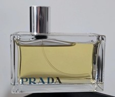 Amber prada eau usato  Bra