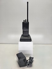 Rádio portátil Motorola HT1000 VHF 16 CH 136-174 MHz H01KDC9AA3DN comprar usado  Enviando para Brazil
