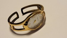 Relógio de pulso feminino elegante acabamento dourado casual moda LEIA A DESCRIÇÃO comprar usado  Enviando para Brazil
