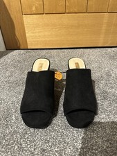 women sandals s 4 for sale women sandals s 4 for sale STOCKPORT