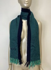 Sciarpa gucci 100 usato  Settingiano